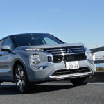 【画像】【試乗】高級感たっぷりで燃費がよくて悪路にも強く災害時も活躍！　おまけに走りも楽しいアウトランダーPHEVはクルマの理想の姿そのものだった 〜 画像36