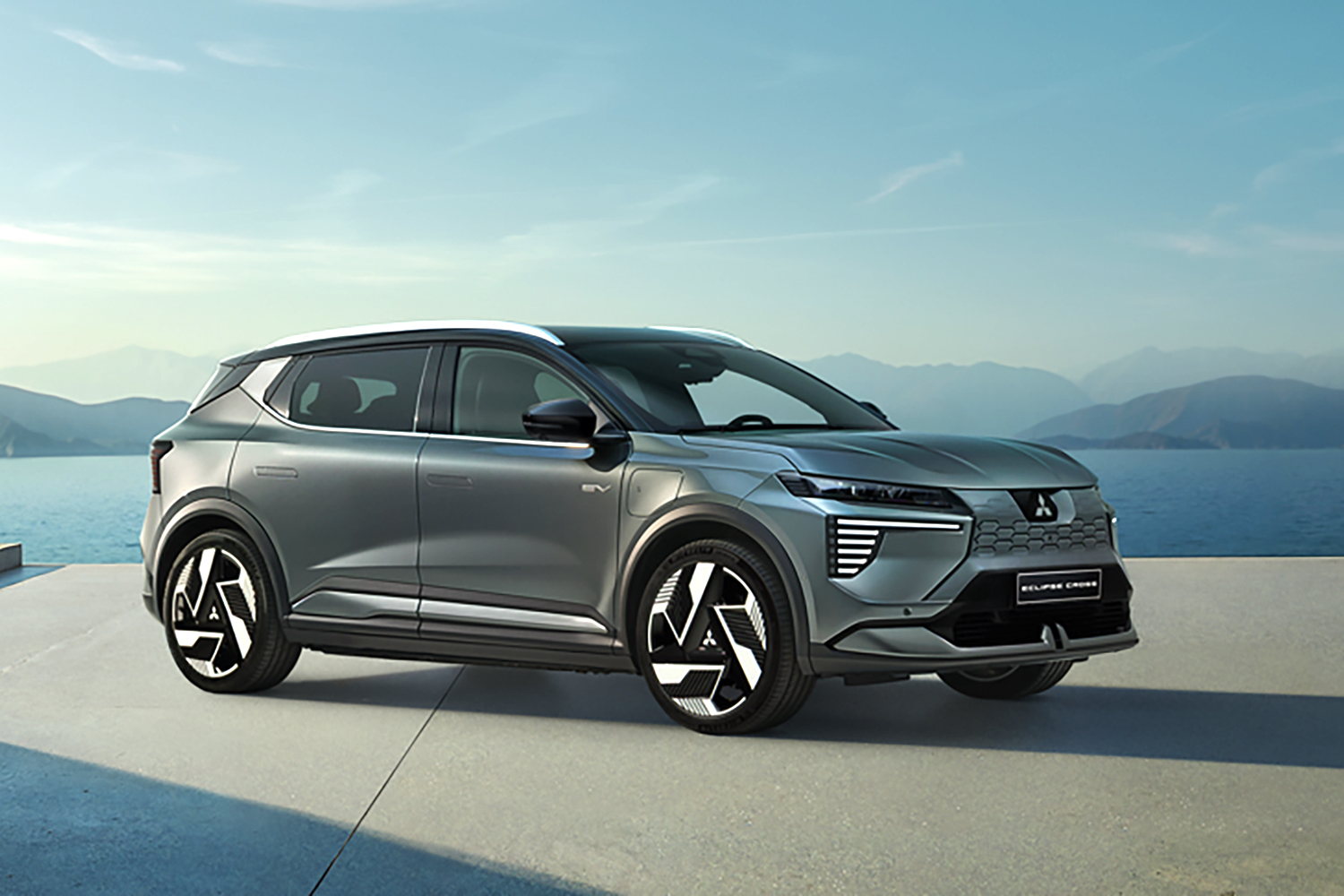 三菱エクリプスクロスのフロントスタイリング 〜 画像1