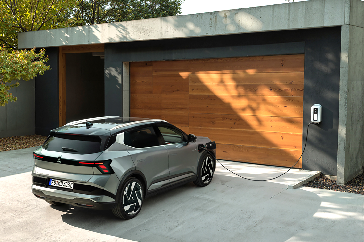 三菱エクリプスクロスのリヤスタイリング 〜 画像5