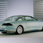 【画像】バイ・ワイヤ化もデジタルドアミラーもワイドディスプレイも30年前に想定済み！　コンセプトカーの「F200」をみたらメルセデス・ベンツの先見性がヤバかった 〜 画像2