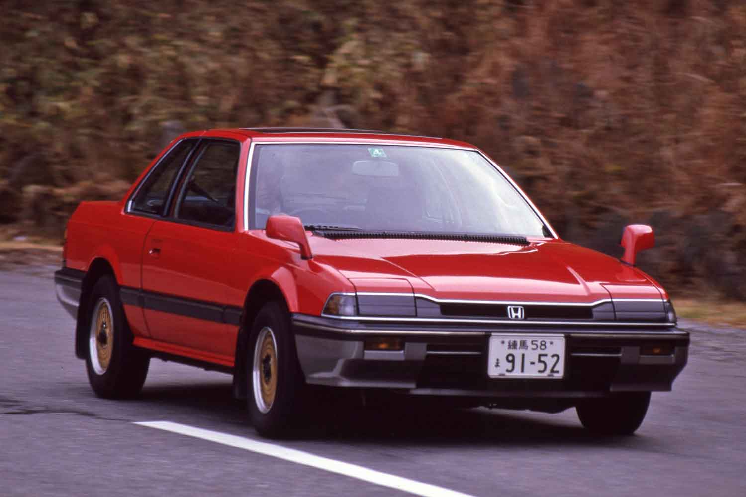 ホンダ・プレリュードの走行シーン