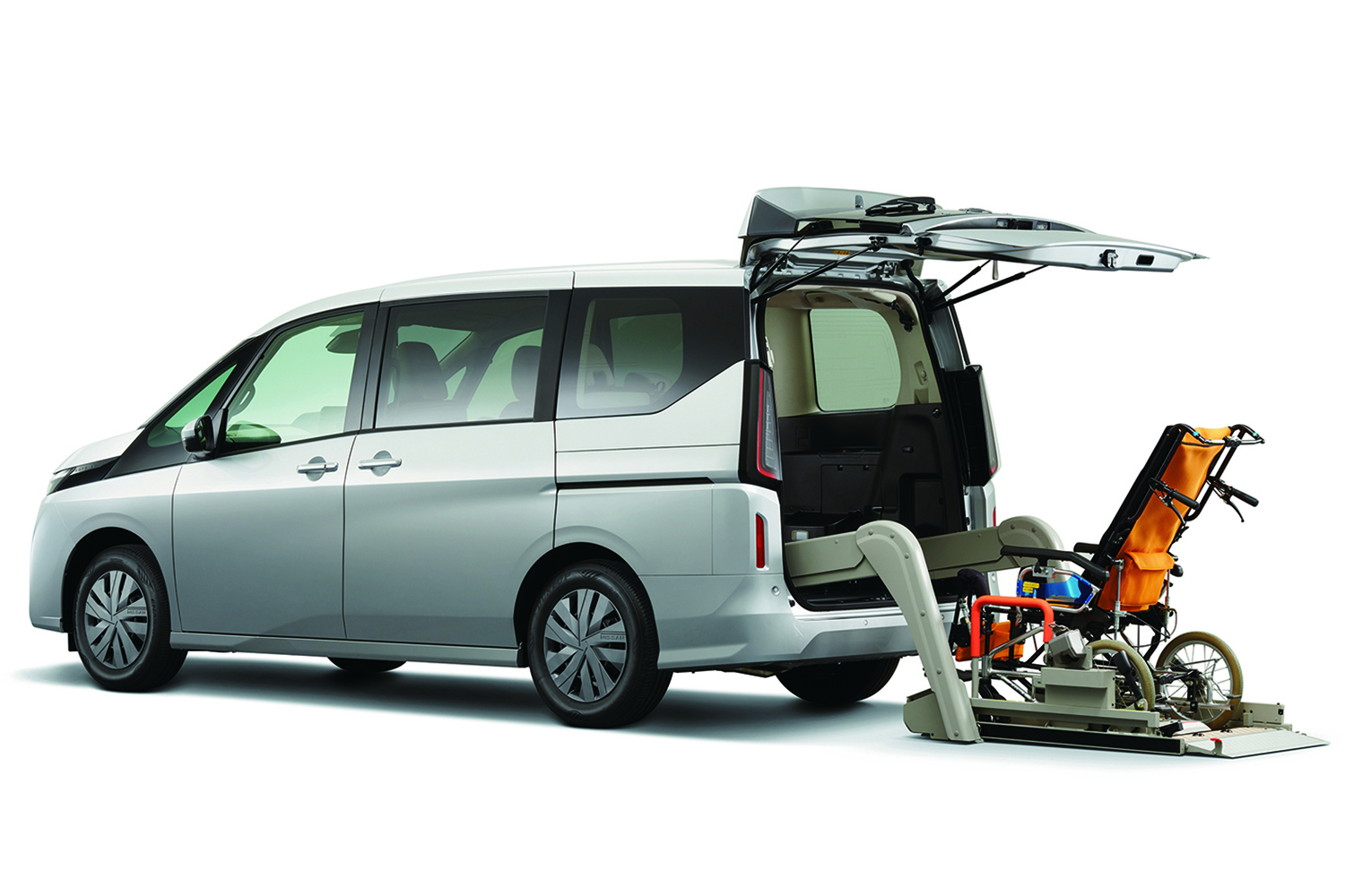 日産セレナがマイナーチェンジでこれまで以上に家族に寄り添うミニバンになった 〜 画像14