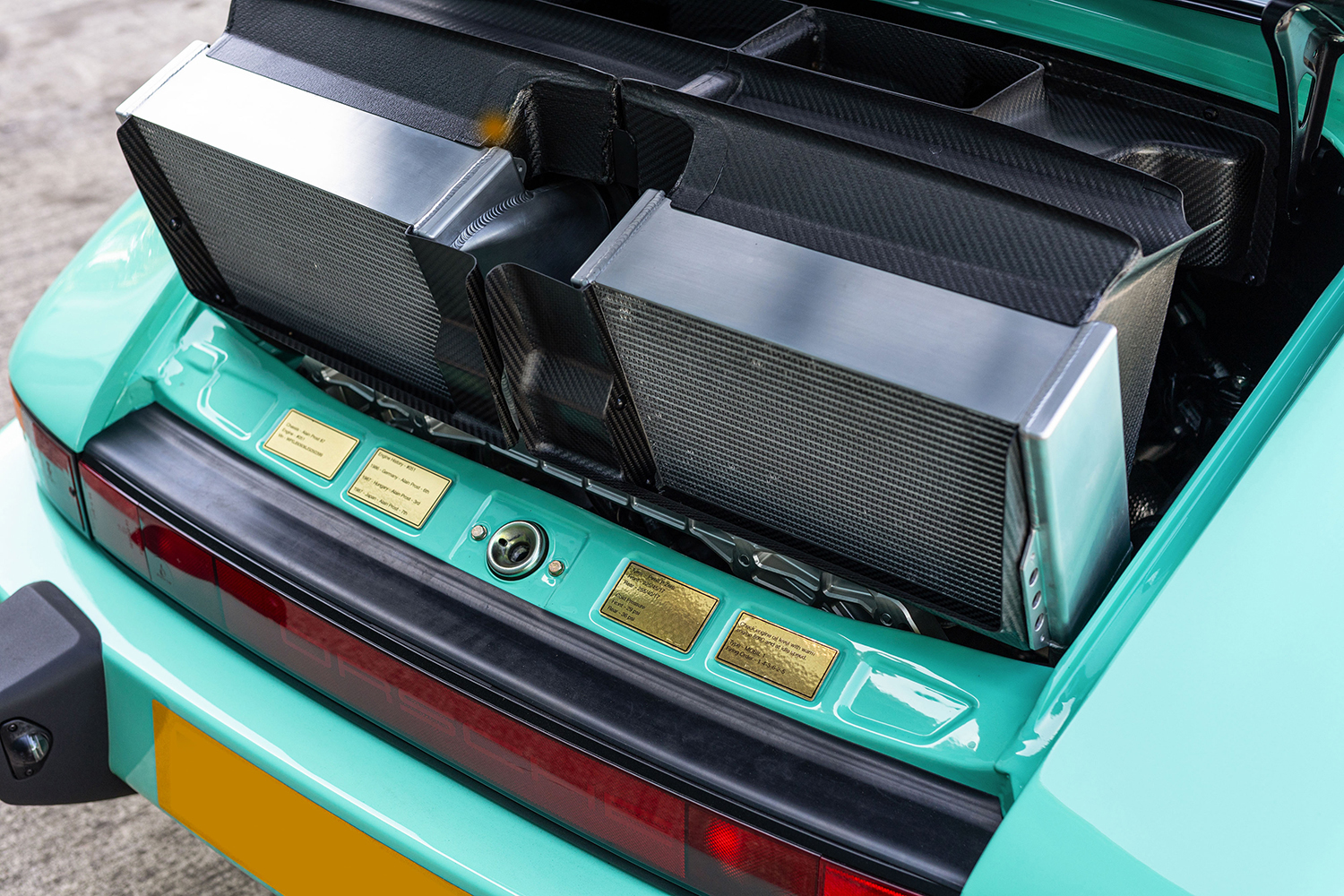 ポルシェ911 TAG ターボ・バイ・ランザンテのエンジン 〜 画像3