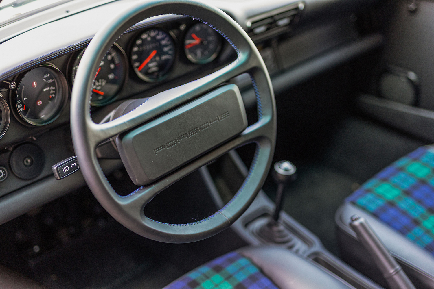 「911 TAG ターボ・バイ・ランザンテ」はF1エンジン搭載の究極の911ターボだった 〜 画像9