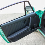 【画像】プロストが駆ったマクラーレンF1マシンの1.5リッターターボを搭載！　世界にたった11台のポルシェ911が2億8000万円での落札も納得 〜 画像15