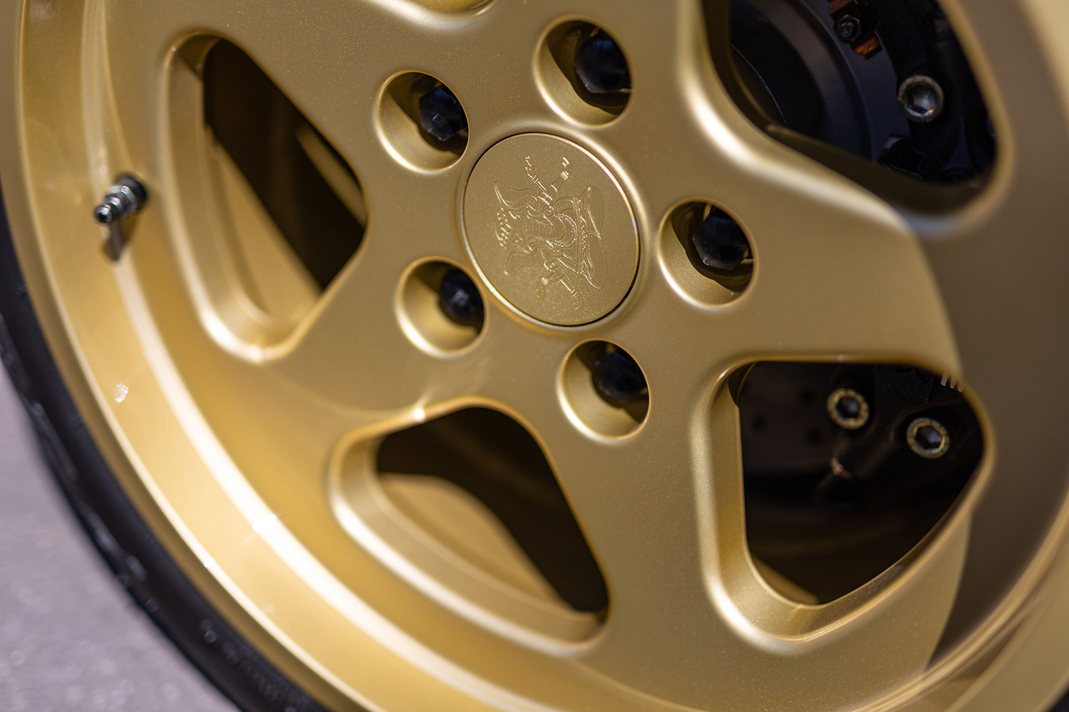 「911 TAG ターボ・バイ・ランザンテ」はF1エンジン搭載の究極の911ターボだった 〜 画像17