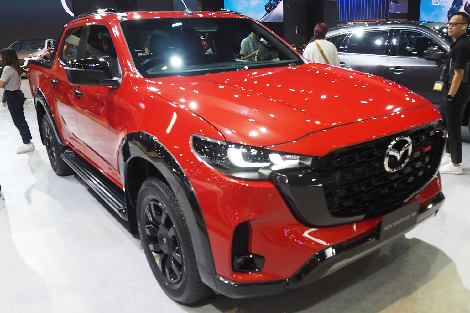 マツダBT-50のフロントスタイリング 〜 画像5