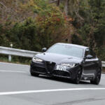 【画像】【試乗】46台限定の520馬力FRセダンと売れ筋小型SUVの２台に試乗！　個性全開のアルファロメオはやっぱり面白い!! 〜 画像3