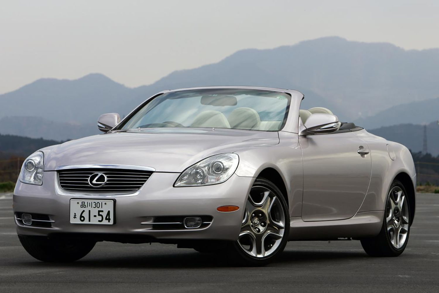 レクサスSCのフロントスタイリング