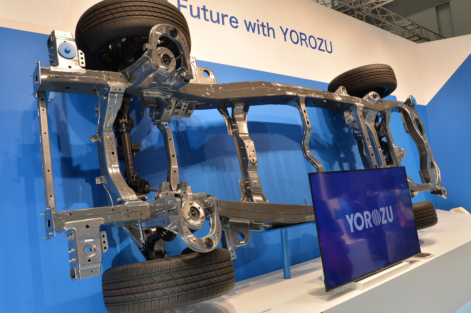 YOROZUのプレス工法技術「げんにくん」の技術展示