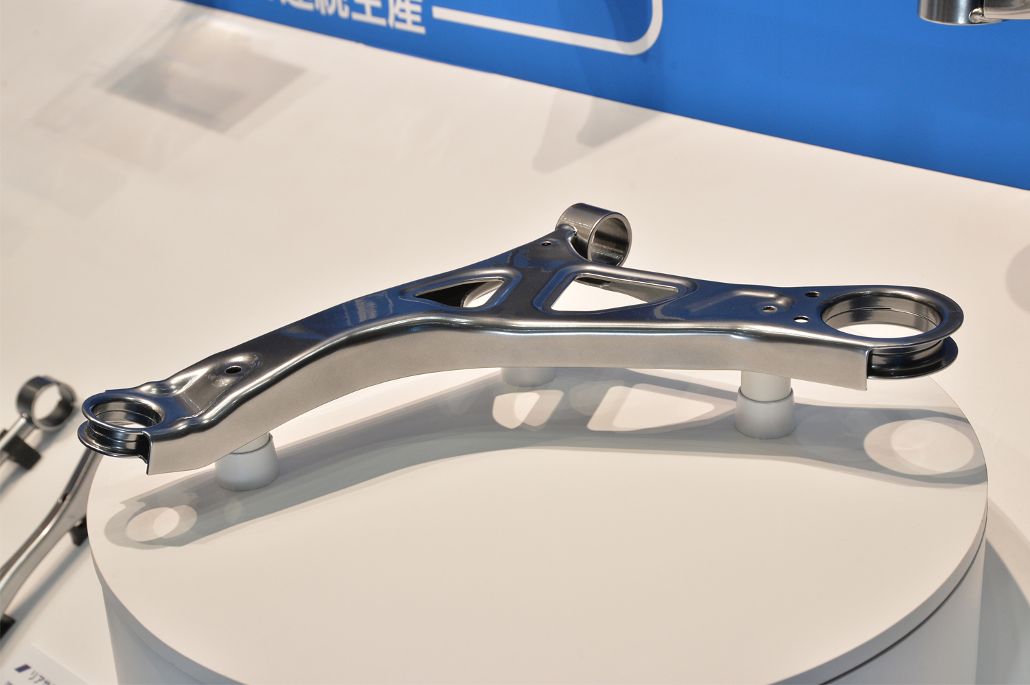 YOROZUのプレス工法技術「げんにくん」の技術展示 〜 画像7