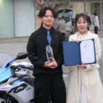 【画像】色で競うクルマの賞！　「オートカラーアウォード2025」を受賞したレクサスESとヤマハYZFの色とは？ 〜 画像3