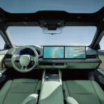 【画像】色で競うクルマの賞！　「オートカラーアウォード2025」を受賞したレクサスESとヤマハYZFの色とは？ 〜 画像6