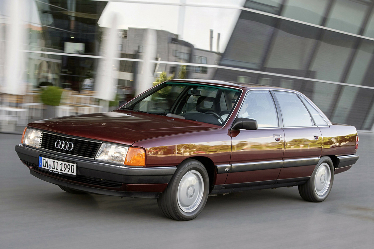 2026年で50周年を迎えるアウディの直５はもうすぐ消える 〜 画像35