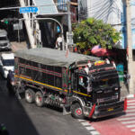 【画像】街を歩けばデコトラにサンキューハザードに軽自動車！　タイにどんどん上陸する日本の自動車文化に驚き!! 〜 画像8