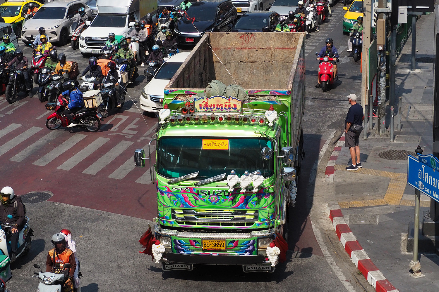 バンコクを街歩きして見た日本のクルマ文化 〜 画像10