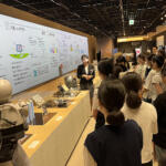 【画像】建機メーカーが「ショベルカー操作」もある中学生の職場体験を実施！　将来的な人手不足解消に期待!! 〜 画像3