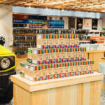 【画像】カスタムはしたいけど安心もほしい……だったら純正！　もっとジムニーが楽しくなる純正スタイル「クラギー」が登場したので歴史館と合わせて見に行ってきた 〜 画像40