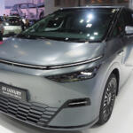 【画像】マットカラーは「人とは違うんじゃ」な富裕層向け？　タイのクルマのボディカラー事情 〜 画像1