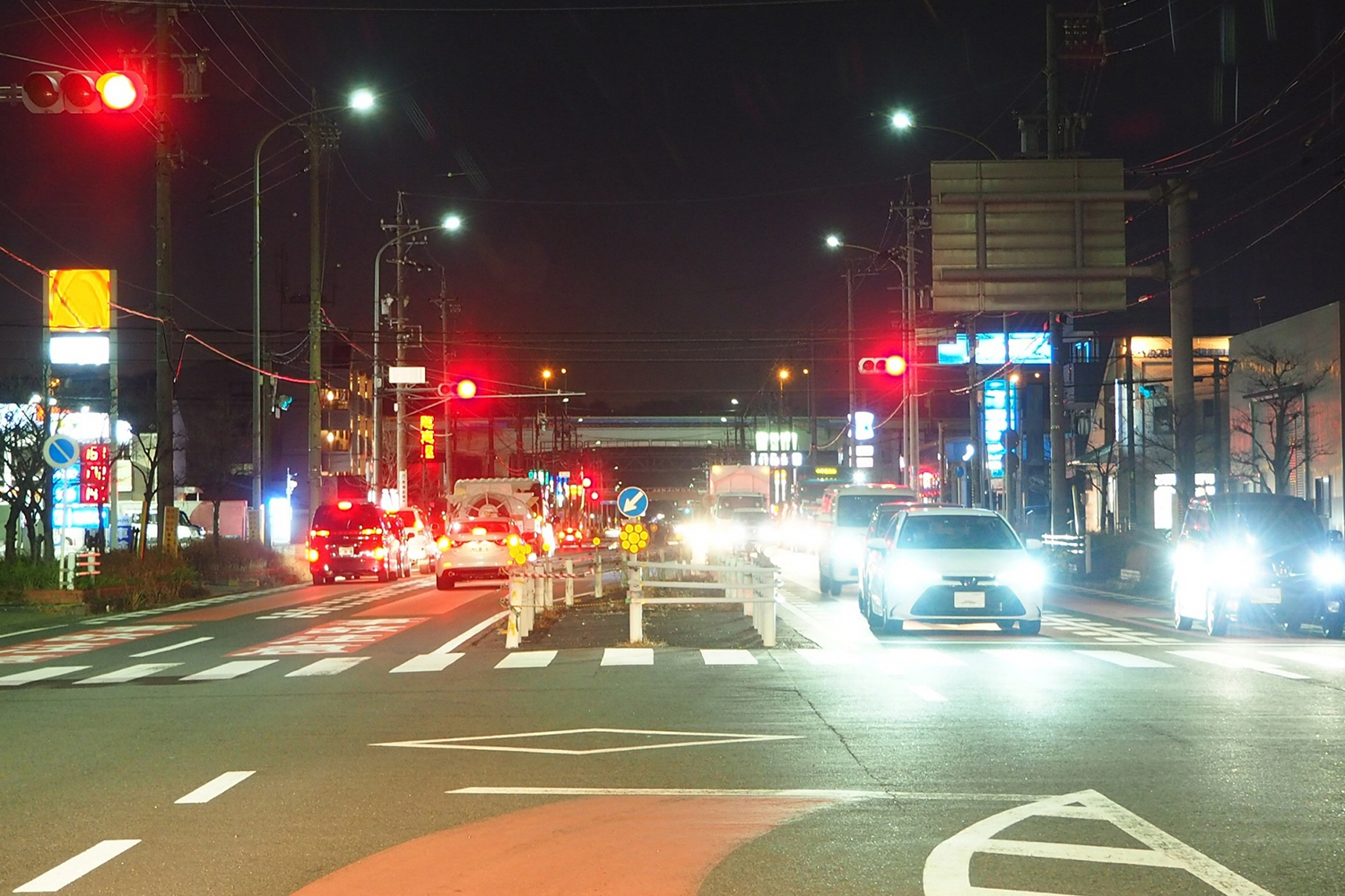 信号機の長さが場所によって変わる理由