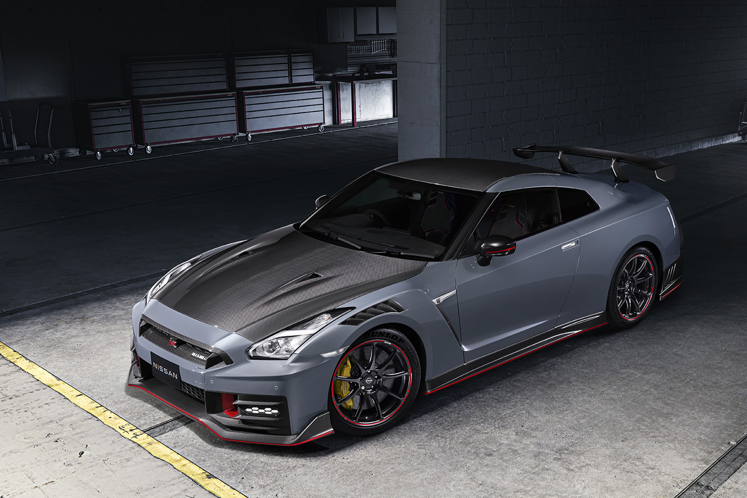日産が「東京オートサロン2025」に展示した「GT‑R NISMO Special edition」