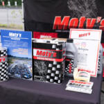 【画像】学生たちにモノづくりの素晴らしさを広めたい！　スペシャルオイルメーカー「モティーズ」がフォーミュラジムカーナに出展する想いとは 〜 画像2