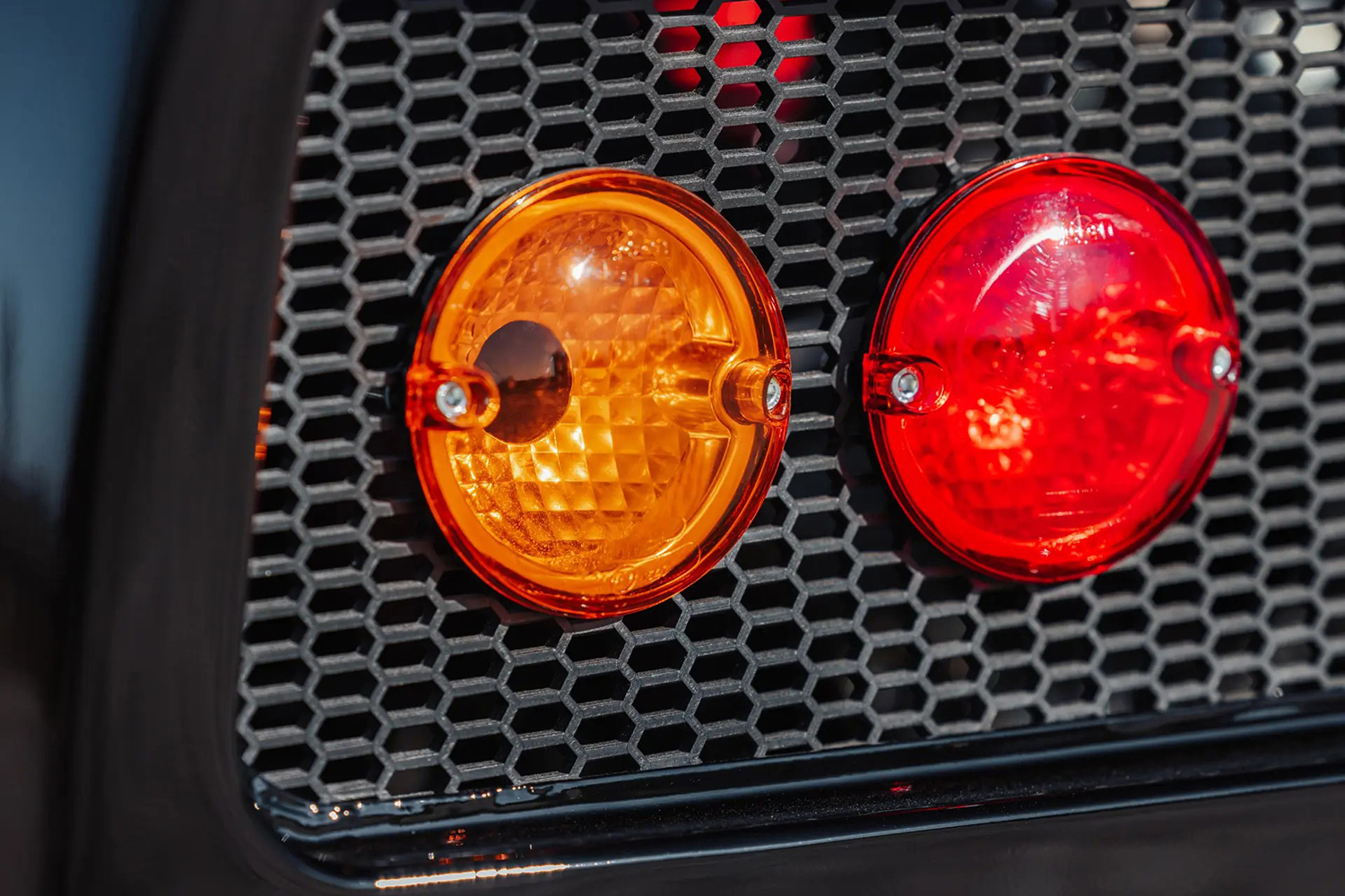 フェラーリF40を精巧に再現したキッズカー「F-Racer Junior」 〜 画像15