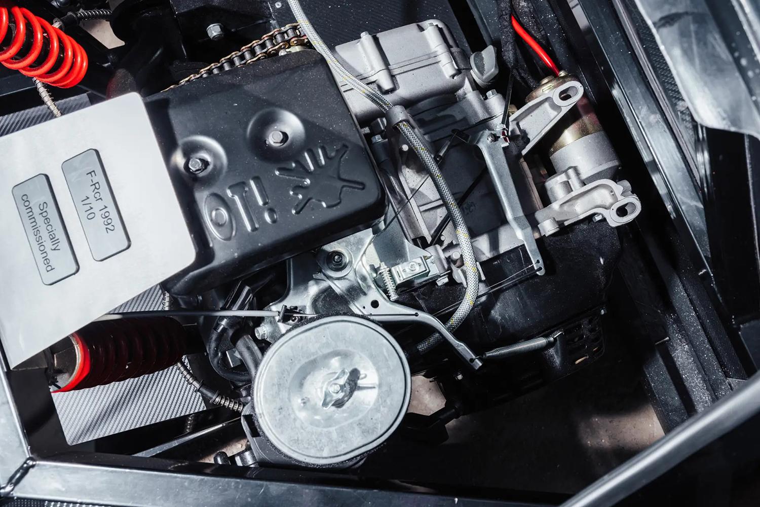 フェラーリF40を精巧に再現したキッズカー「F-Racer Junior」 〜 画像34