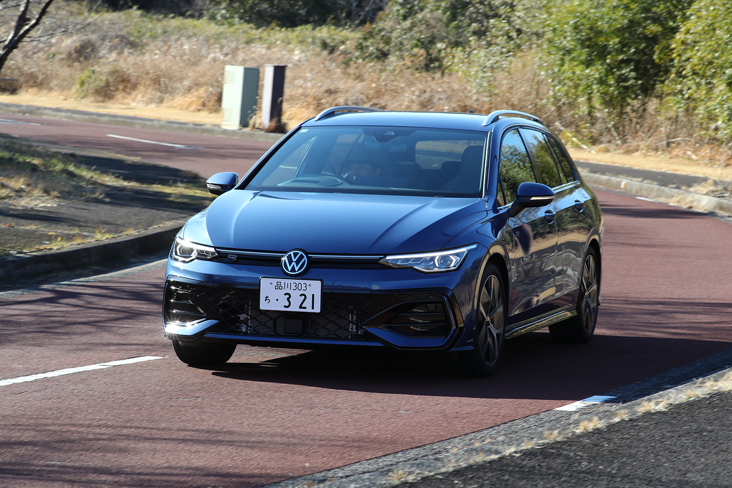 フォルクスワーゲン・ゴルフ8.5 ヴァリアントのRライン 〜 画像3