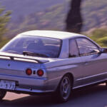 【画像】歴代スカイラインで一番デザインがいいのはどれ？　13代もの歴史のなかからプロが「R32」を選んだワケ 〜 画像35