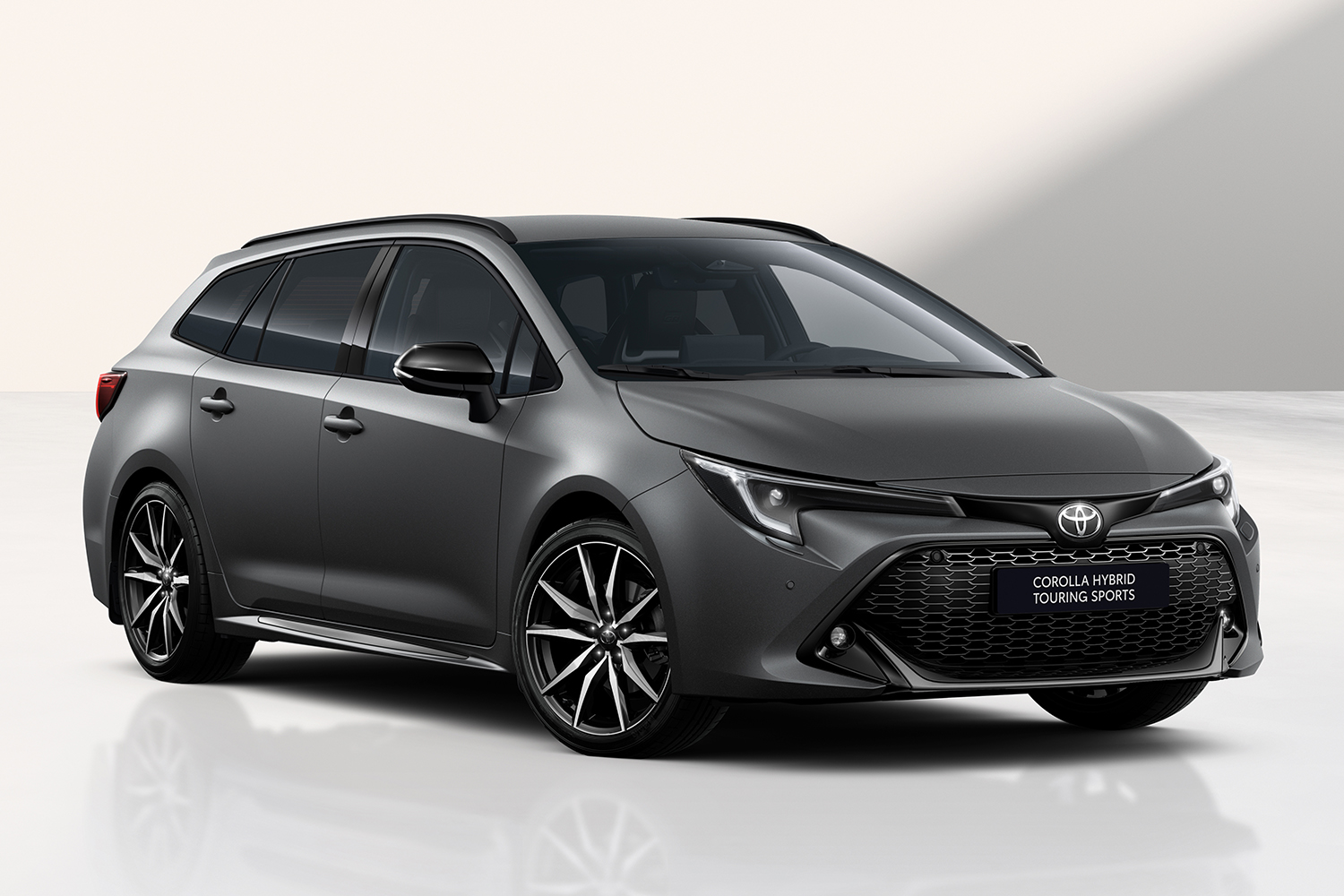 欧州仕様のカローラツーリングスポーツ・GRスポーツ