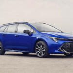 【画像】２リッターハイブリッドにGRスポーツだと？　サイズもデカいし日本とは違う欧州仕様のカローラがうらやましいぞ！ 〜 画像17