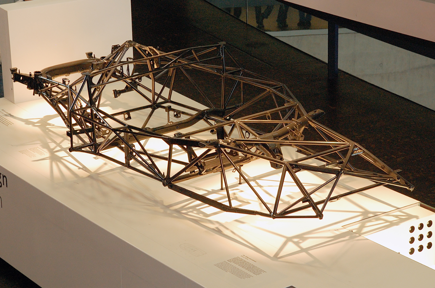 メルセデス・ベンツ 300SLRのスペースフレーム 〜 画像2