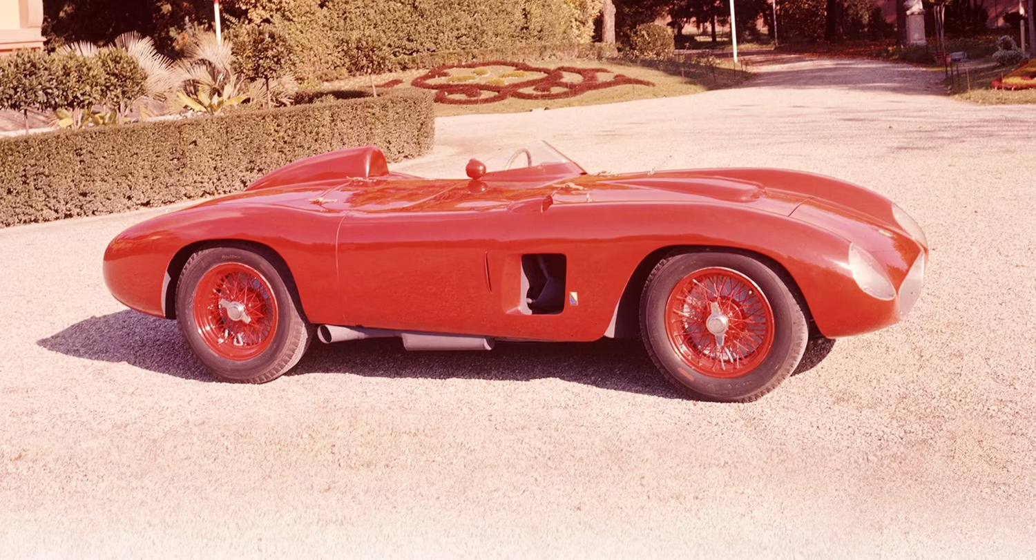 フェラーリ500TRのフロントスタイリング