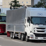 【画像】違法なのはわかっているが法を守れば仕事にならない！　危険かつ違法な「トラックの路駐駐車」には根深すぎる原因があった 〜 画像4