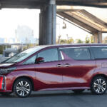 【画像】アルファードの中古価格が下落……いや、やっと適正になった！　それでも買うなら「現行の中古」より「先代モデル」がオススメなワケ 〜 画像17