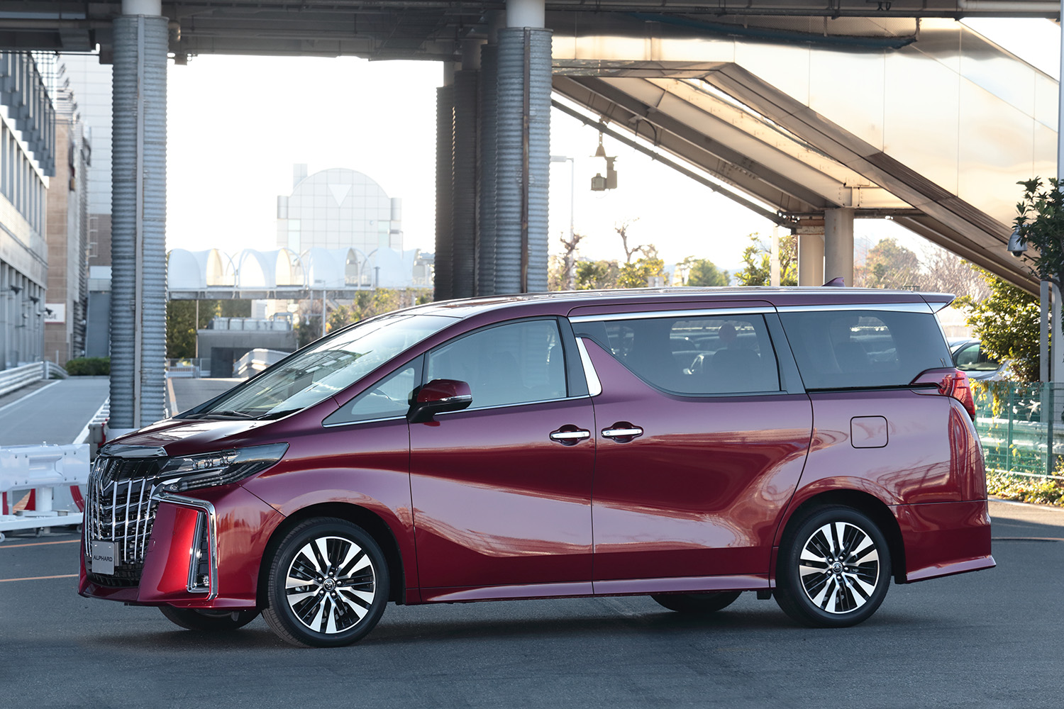 いま先代後期アルファードが「買い」といえる理由 〜 画像17