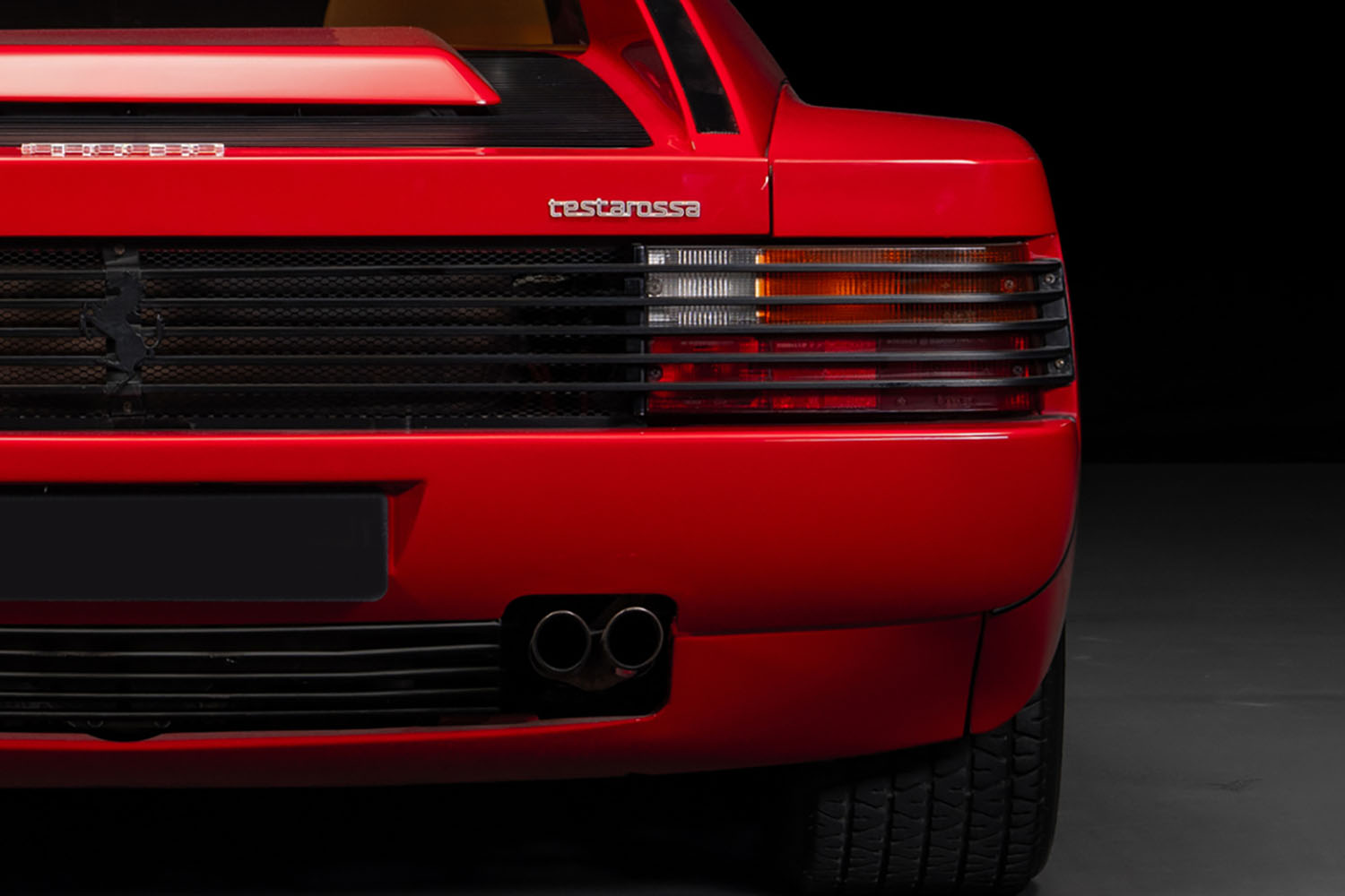 フェラーリ・テスタロッサのリヤビュー