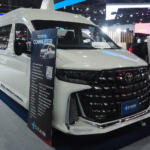 【画像】アルファード＆レクサスLMの人気がヤバい！　タイで「コミューター」の顔面整形が流行っていた!! 〜 画像1