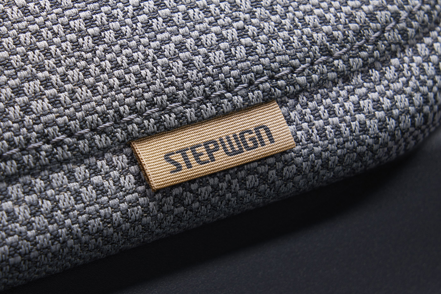 ステップワゴン30周年特別仕様車のタグ