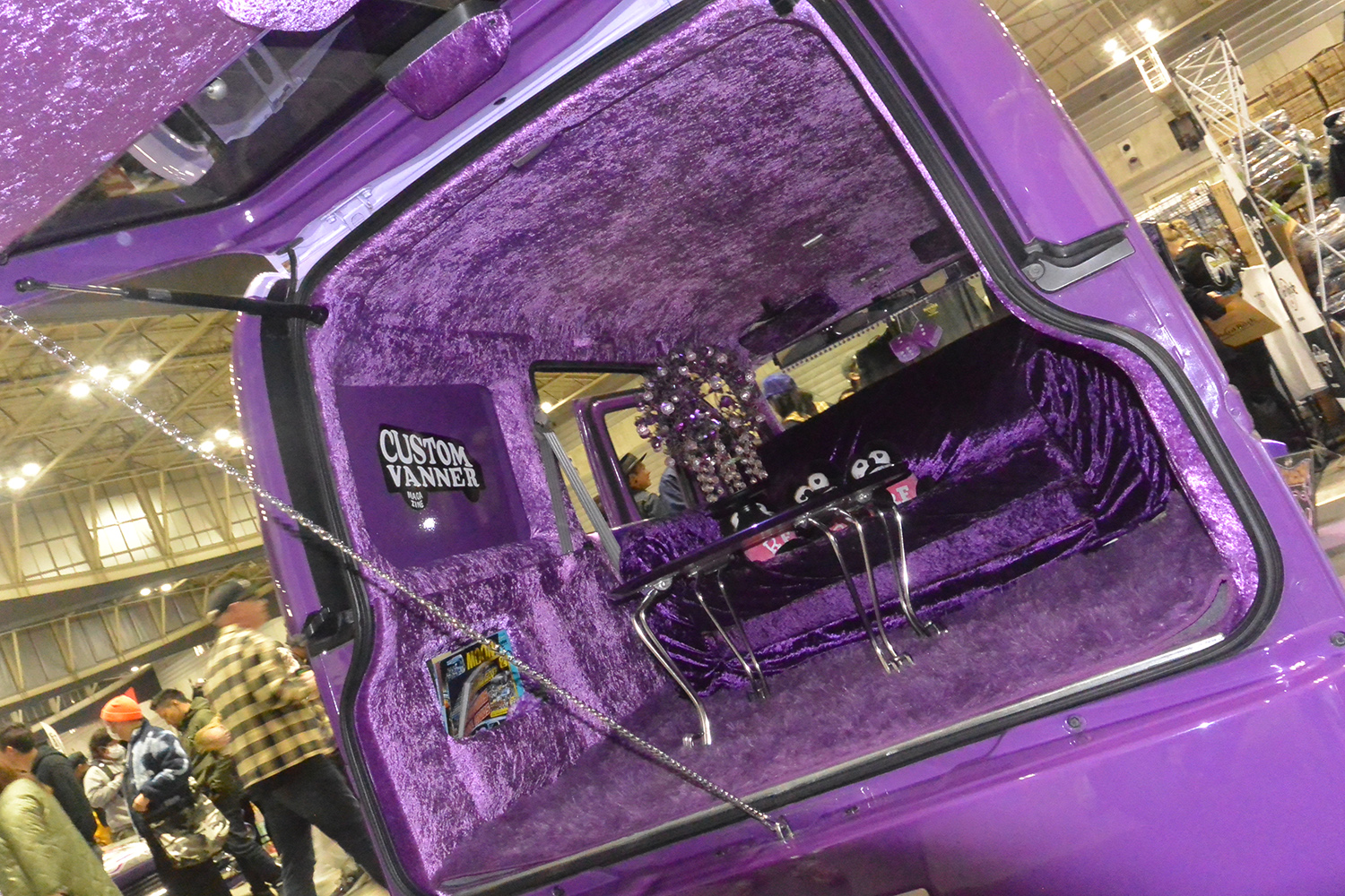 バモス ファニーバイオレットのインテリア