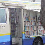 【画像】読書はしたいが本がない！　日本だけじゃなく世界でも活躍している「移動図書館」ってなに？ 〜 画像1