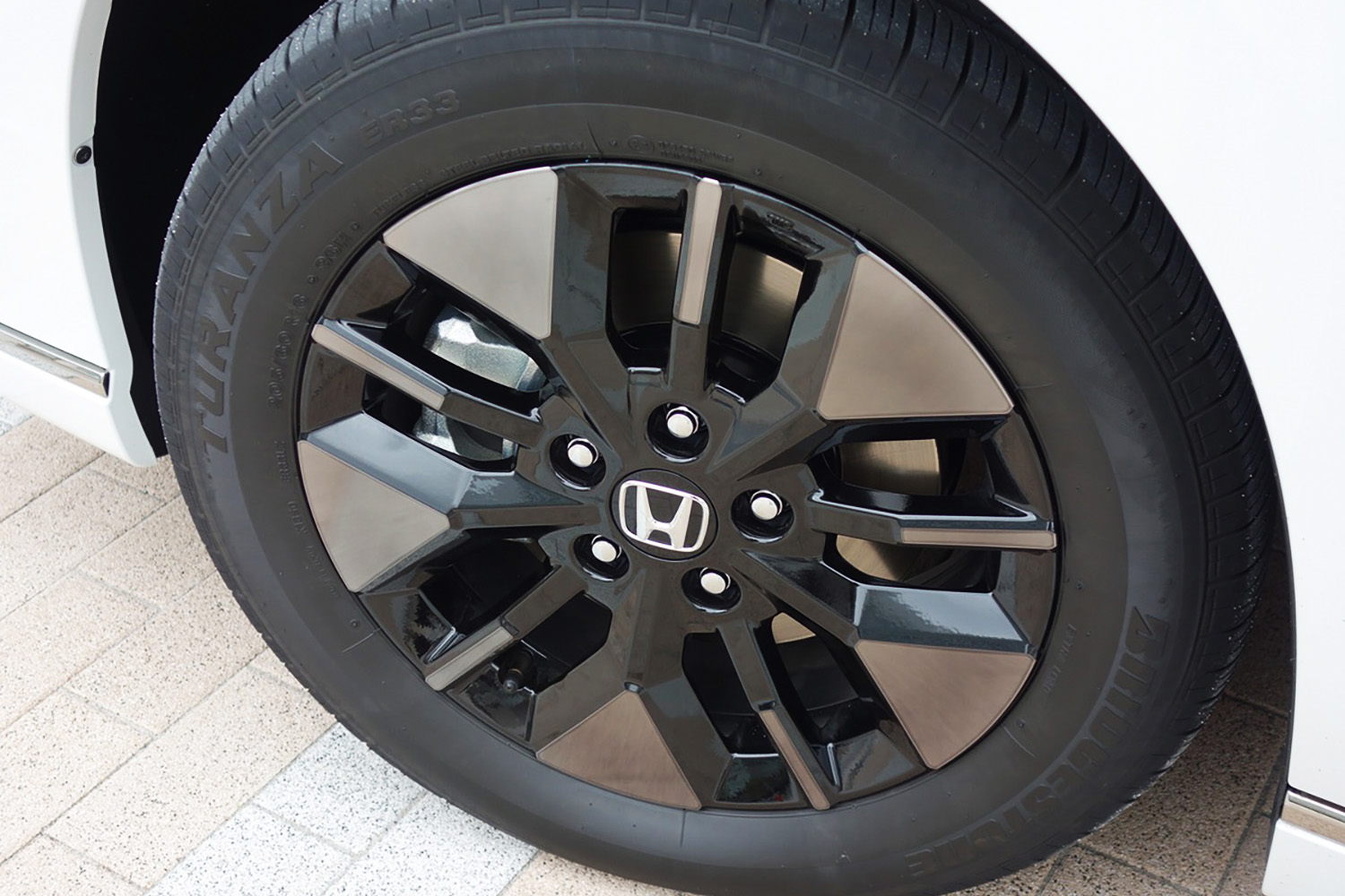 現行ホンダ・ステップワゴンの足まわり 〜 画像4