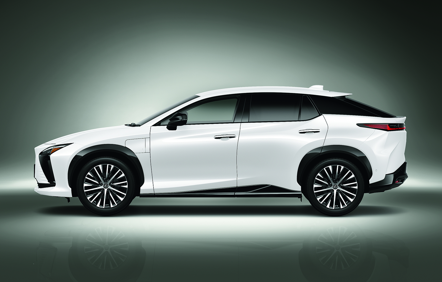 新型レクサスRZがデビュー 〜 画像38