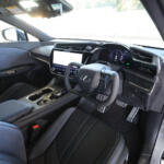 【画像】【試乗】ステア・バイ・ワイヤ採用車にエアロバリバリのスポーツモデルまで！　イマドキのクルマが物足りないなら「新型レクサスRZ」に乗るしかない 〜 画像9