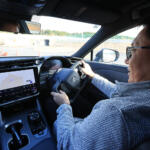 【画像】【試乗】ステア・バイ・ワイヤ採用車にエアロバリバリのスポーツモデルまで！　イマドキのクルマが物足りないなら「新型レクサスRZ」に乗るしかない 〜 画像23