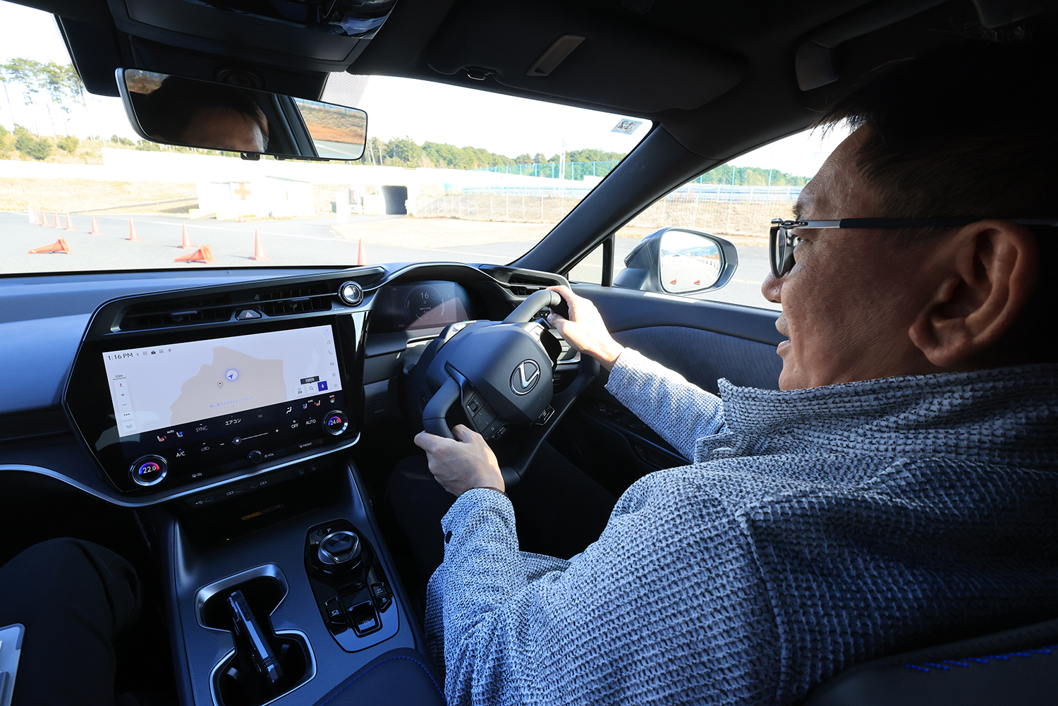 新型レクサスRZに橋本洋平が試乗 〜 画像23