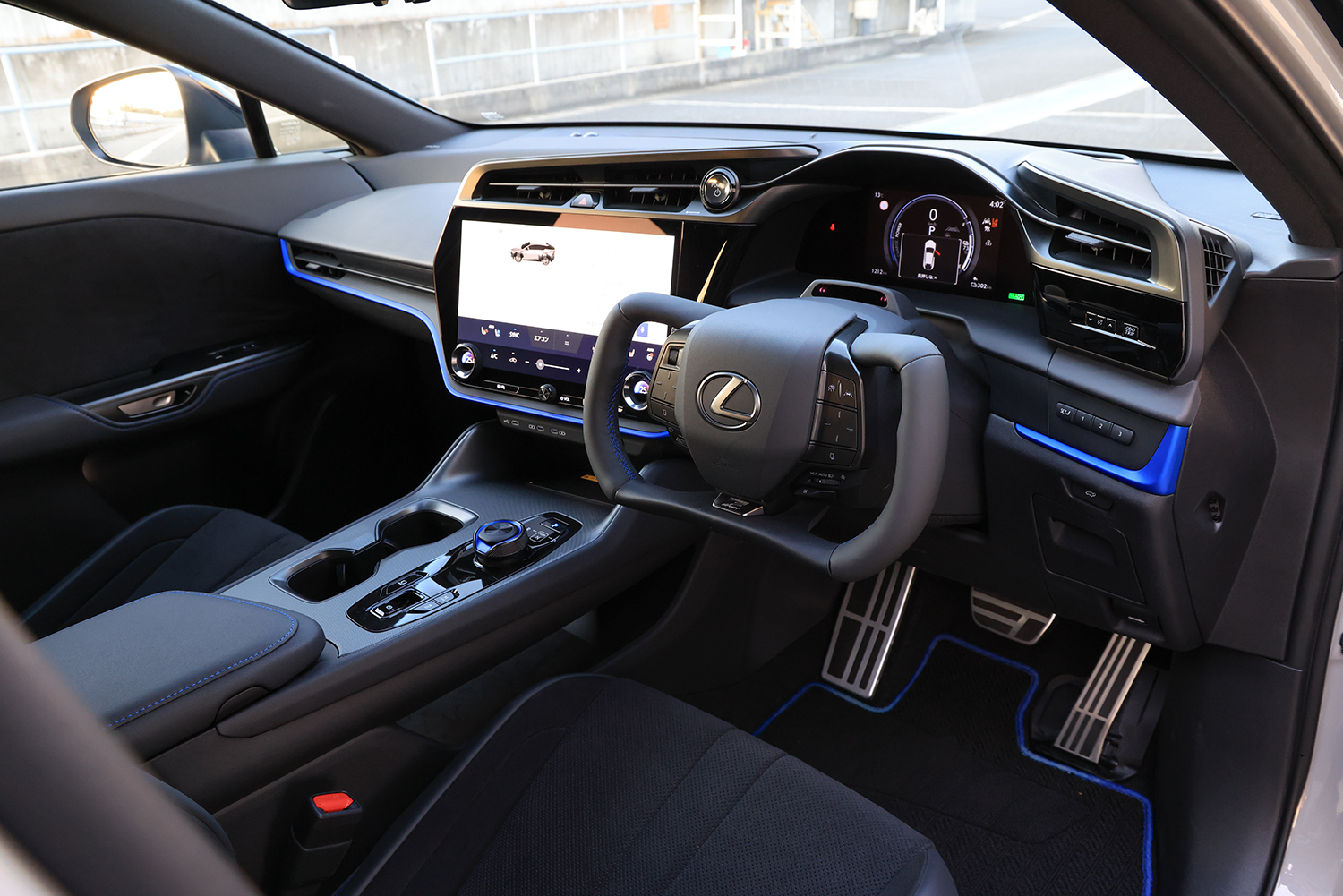 新型レクサスRZに橋本洋平が試乗 〜 画像43