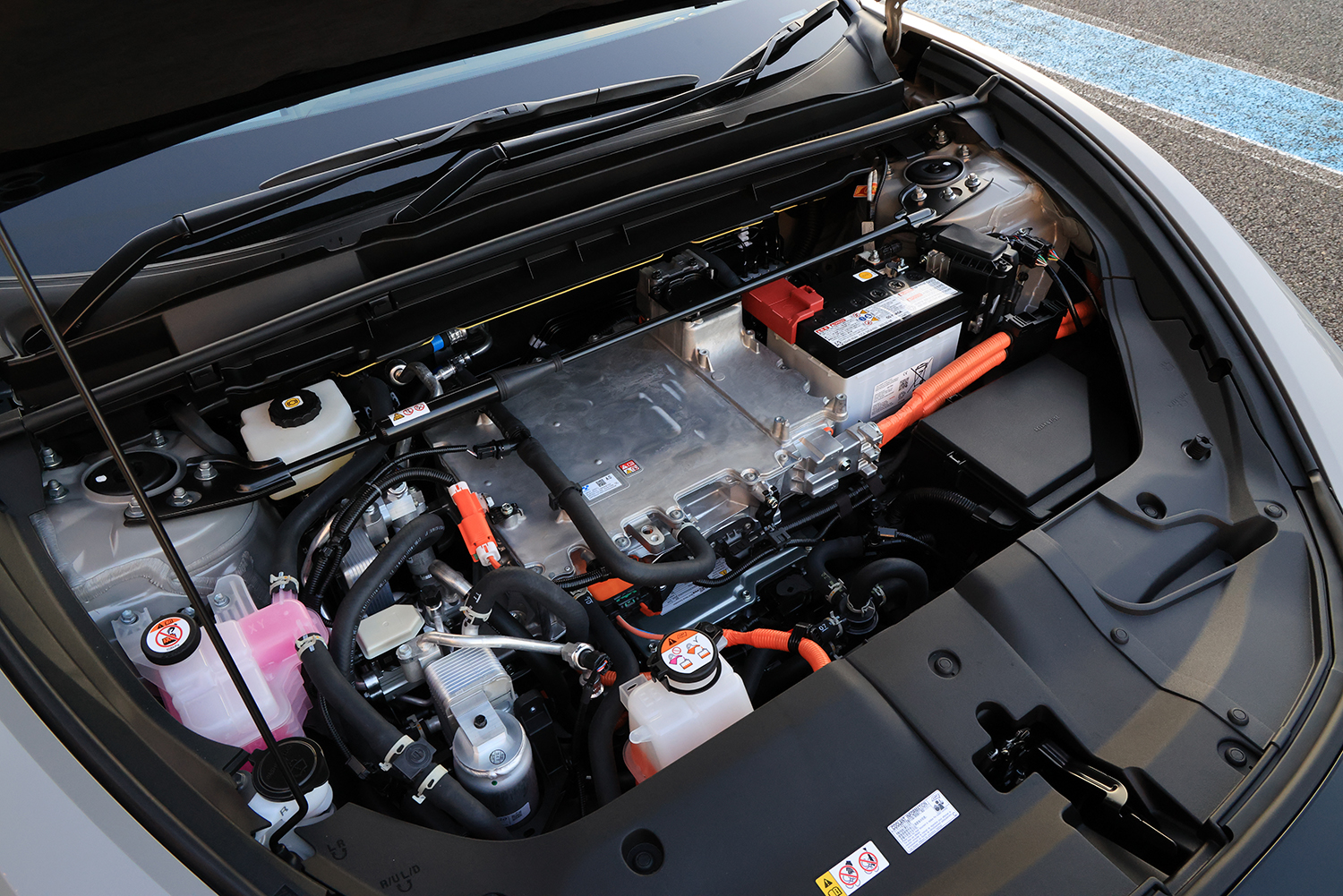 新型レクサスRZに橋本洋平が試乗 〜 画像53