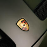 【画像】911シリーズ最高峰の5000万円超えも争奪戦必至！　90台限定モデル「F.A.ポルシェ」のファン垂涎な中身 〜 画像14